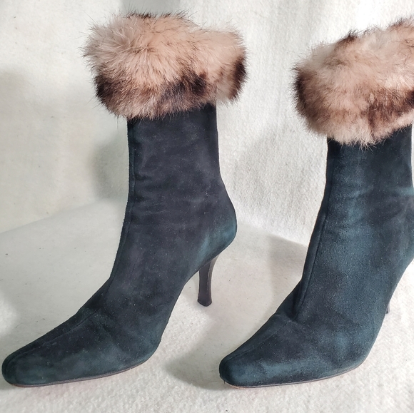 Arturo Chiang Suede and Fur boots - Picture 3 of 9